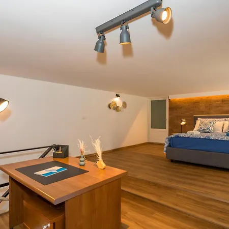 Casa Lumina 別荘 カターニア